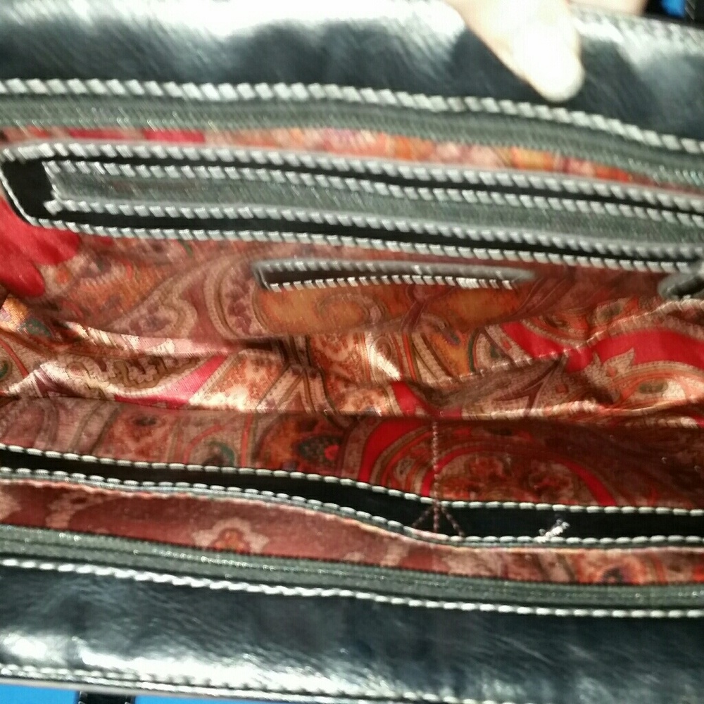 Purse - Picture 3 of 4